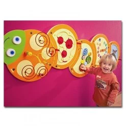 Houten Wandpaneel Rups Draaibord KDV 7 Houten Wandpaneel Rups Draaibord KDV -Speelwereld Verkoop wand speelelemtn beleduc rups 1 1